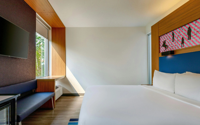 photo 3 of Aloft by Marriott Lexington