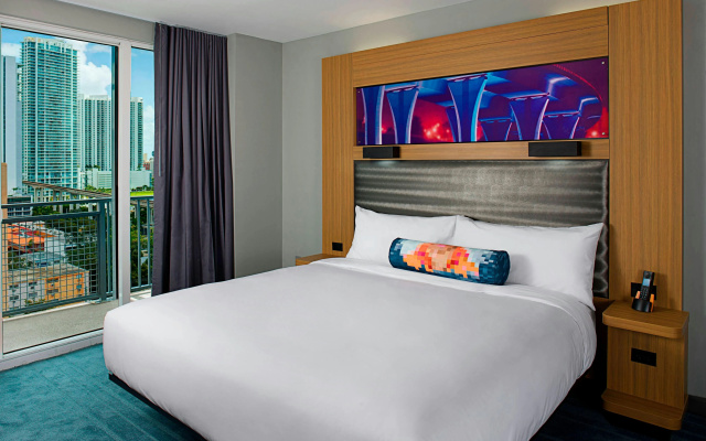 photo 3 of Aloft Miami - Brickell