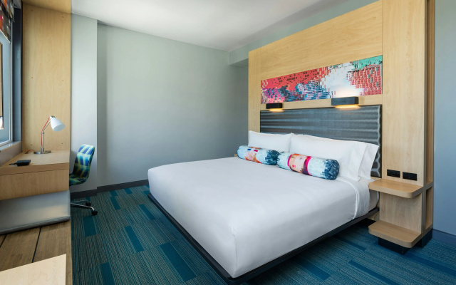 photo 2 of Aloft by Marriott Miami Aventura