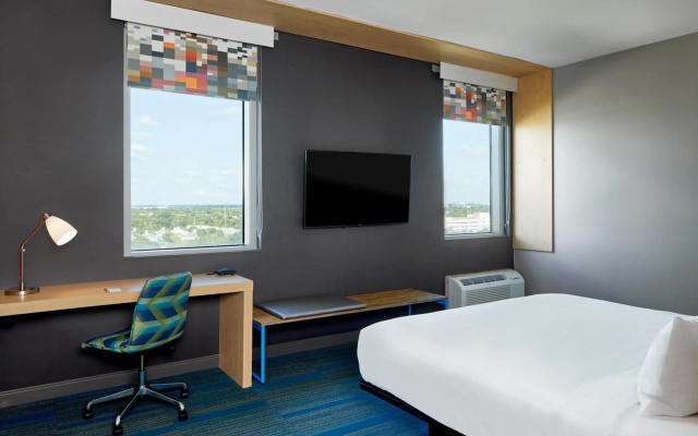 photo 4 of Aloft by Marriott Miami Aventura