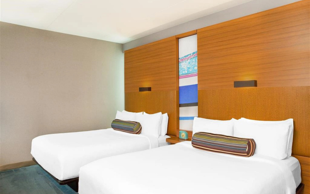 photo 2 of Aloft by Marriott Miami Doral