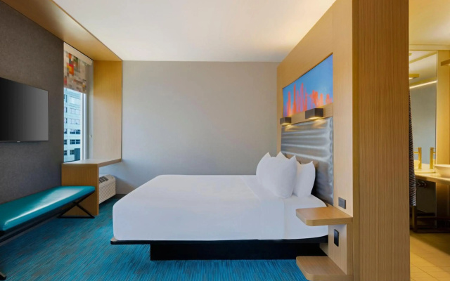 photo 4 of Aloft by Marriott Milwaukee Downtown