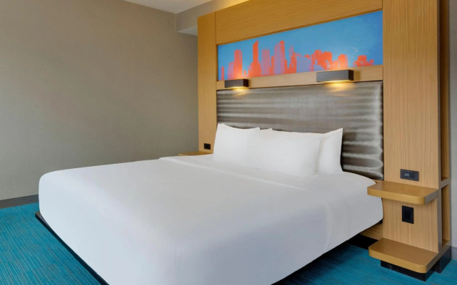 photo 5 of Aloft by Marriott Milwaukee Downtown