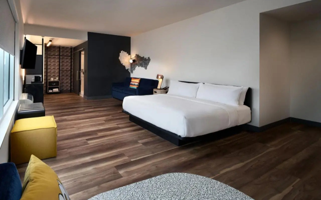 photo 4 of Aloft by Marriott Orlando at SeaWorld