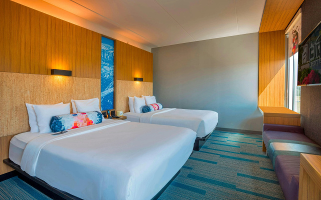 photo 4 of Aloft by Marriott Portland Airport at Cascade Station