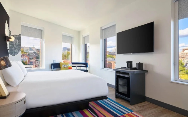 photo 3 of Aloft Portland Downtown Waterfront ME