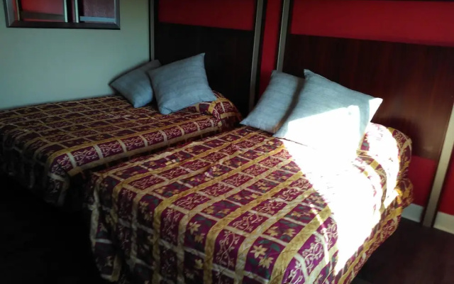 photo 4 of Aloha Motel
