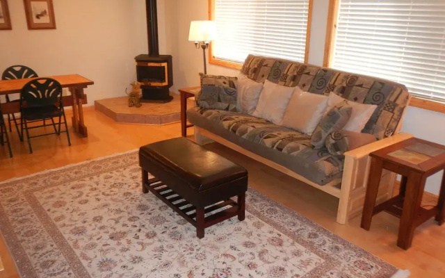 photo 2 of Alpenglow - 4 Br Home