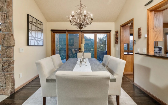photo 2 of Alpenglow Vacation Home At Windcliff 4 Bedroom Home by RedAwning
