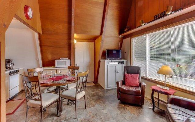 photo 2 of Alpine Chalet 6 Half Loft