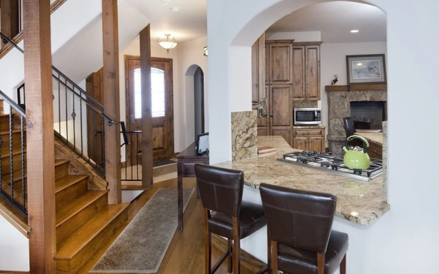 photo 4 of Alpine Drive Chalet