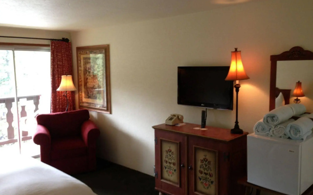 photo 2 of Alpine Rivers Inn