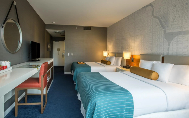 photo 4 of Kinzie Hotel