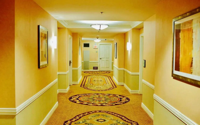 photo 3 of Amalz Signature Suites