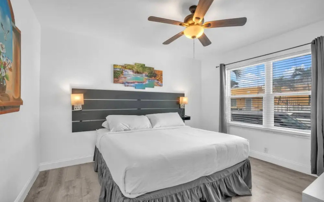 photo 2 of Amazing 1st Floor Apartment Just Steps to Beach