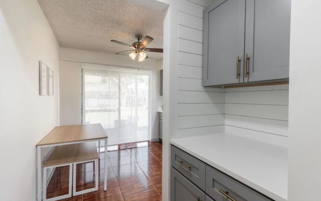 photo 2 of Amazing 2 Bdr Townhouse Near Beach