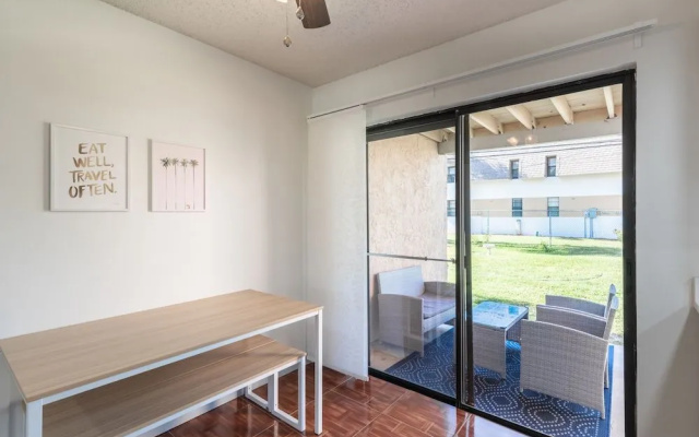 photo 4 of Amazing 2 Bdr Townhouse Near Beach