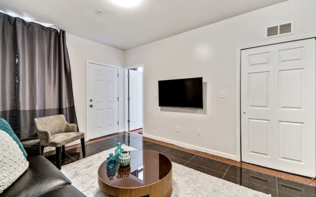 photo 5 of Amazing 2BD Steps From the Convention Center