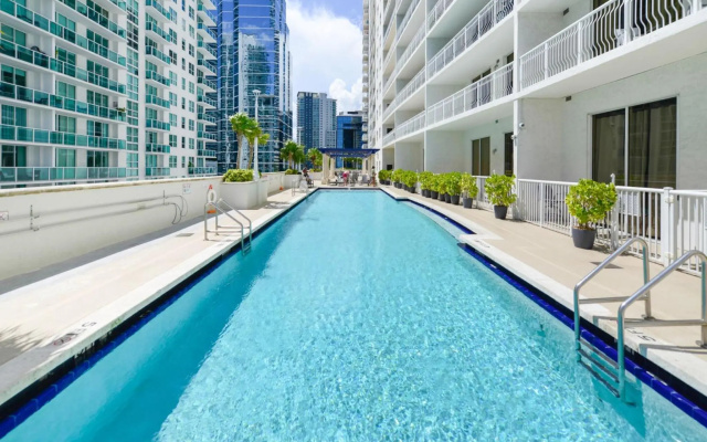 photo 3 of Amazing 3 BR Apartment At Brickell