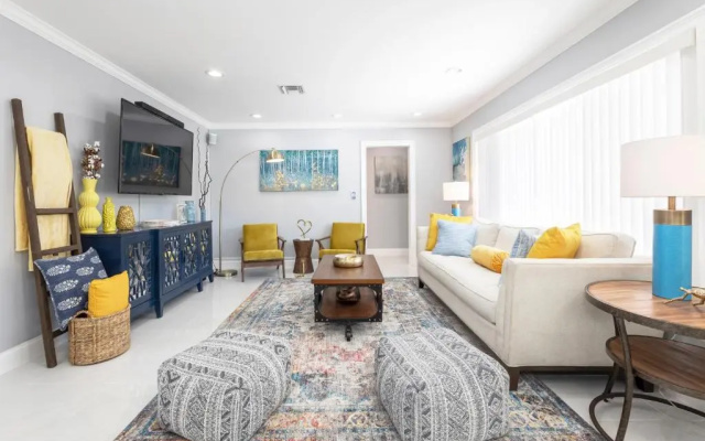 photo 3 of Amazing! 3br 2ba Sofa Bed, Near Beach, Heated Pool, Full Kitchen, WiFI, Patio, BBQ, Private Yard, Peaceful Neighborhood