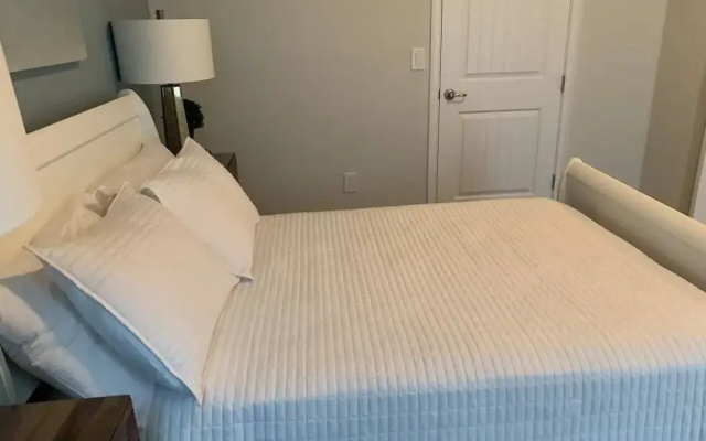 photo 5 of Amazing 5 Bedrooms House With Private Pool at Encore Resort (7711)