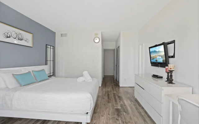 photo 3 of Amazing Condo 3 min to the Beach