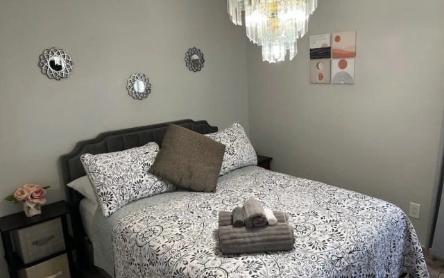 photo 3 of Amazing & cozy Duplex near Zoo Miami
