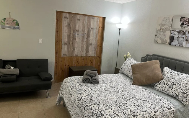 photo 4 of Amazing & cozy Duplex near Zoo Miami