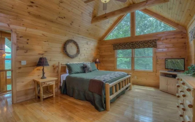 photo 5 of Amazing Grace by Escape to Blue Ridge