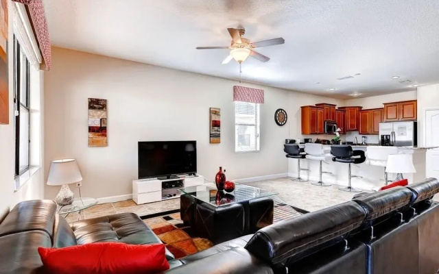 photo 4 of Amazing House! Providence - 2371VWD