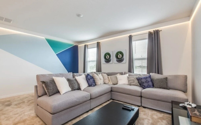 photo 4 of Amazing House! - Solterra Resort - 6004ogl 14 Bedroom Home