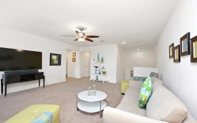 photo 4 of Amazing House! - West Haven - 1339YC