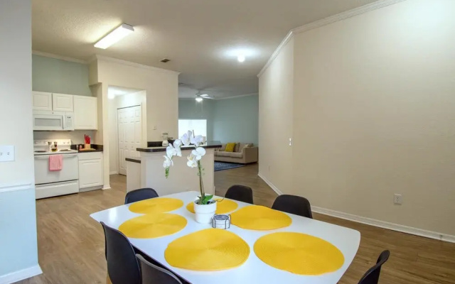 photo 2 of Amazing location, amazing amenities