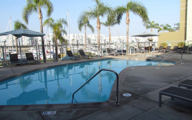 photo 3 of Miracle Mile