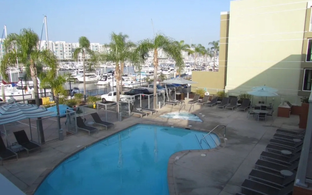 photo 5 of Miracle Mile