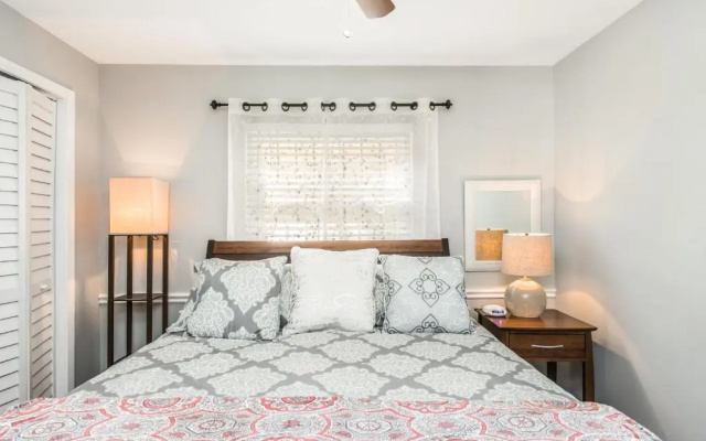photo 4 of Amazing Midtown Location by Piedmont Park