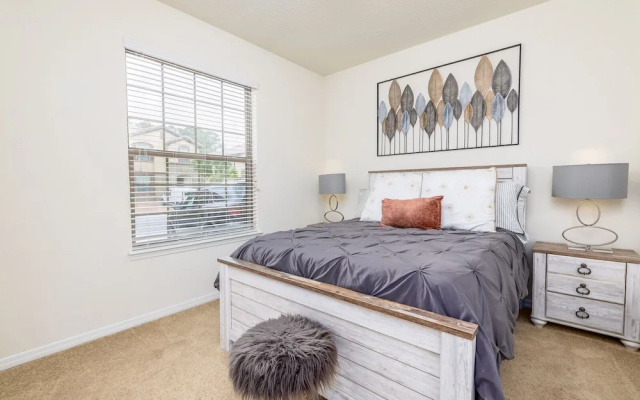 photo 3 of Amazing New TownHome 5 Bdr 4,5 Bath with Pvt Pool and Access to Clubhouse,15min from Disney
