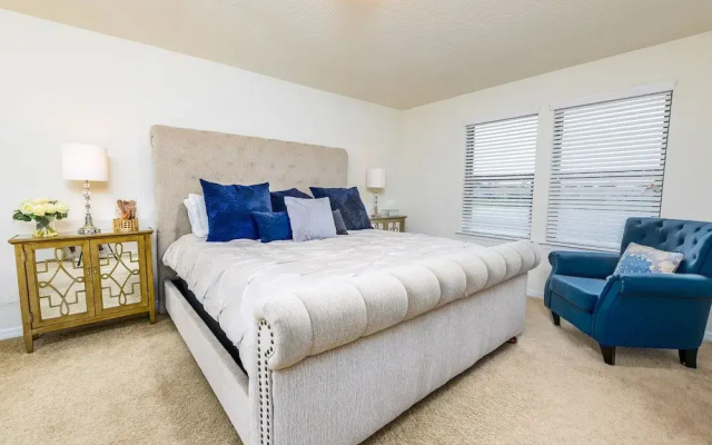 photo 4 of Amazing New TownHome 5 Bdr 4,5 Bath with Pvt Pool and Access to Clubhouse,15min from Disney