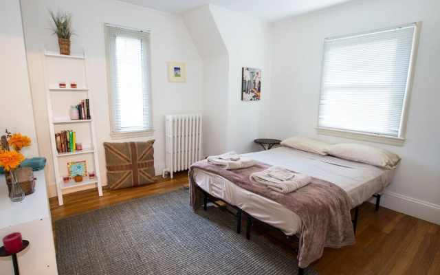 photo 3 of Amazing Single House in Brookline
