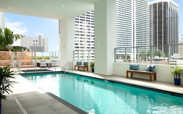 photo 4 of Amazing Apartments with city Views
