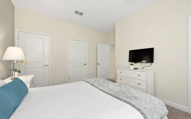 photo 3 of Amazing Townhome 4Bd 3Bat with pool @ChampionsGate