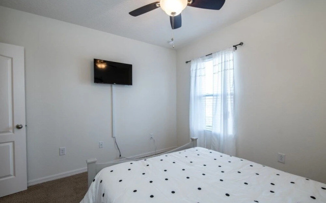 photo 3 of Amazing Townhouse! Solterra - 4686TD