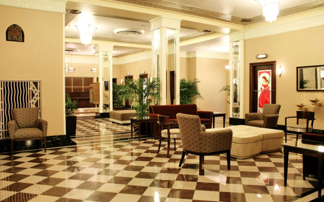 photo 2 of Ambassador Hotel Milwaukee, Trademark Collection by Wyndham