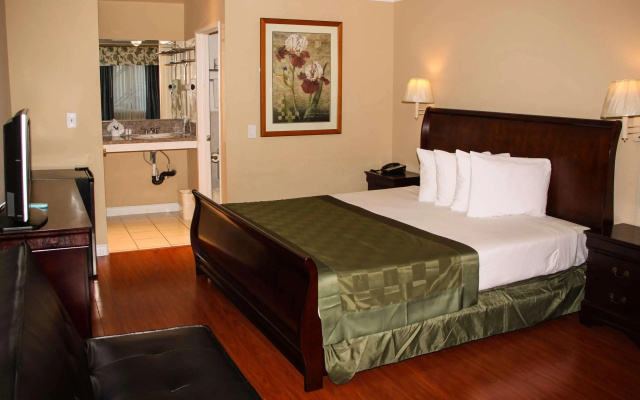 photo 3 of Ambassador Inn Alhambra