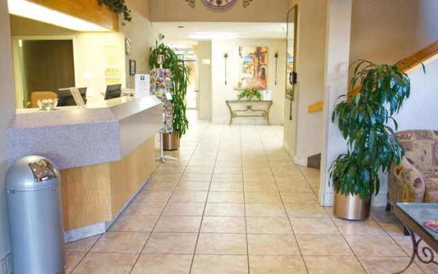 photo 2 of Ambassador Inn St. George