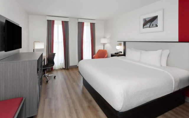 photo 4 of Ramada by Wyndham Milwaukee