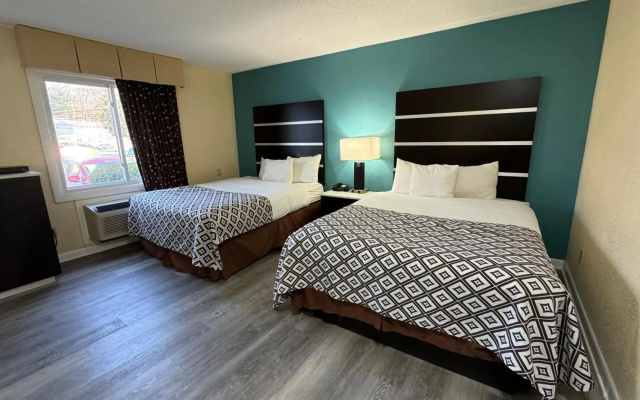 photo 4 of Americas Best Value Inn New London Mystic