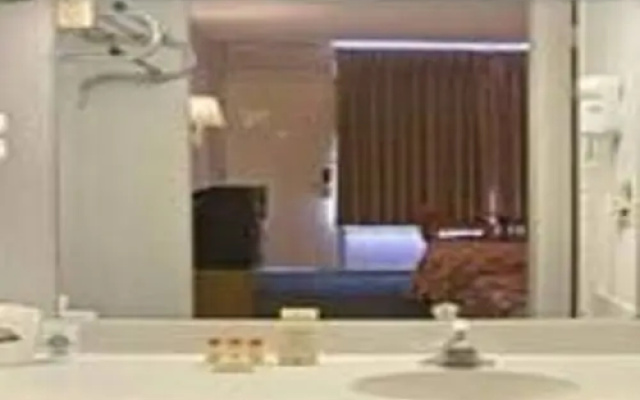 photo 3 of OYO Hotel Atlanta Airport Southeast (ex.Knights Inn Forest Park)