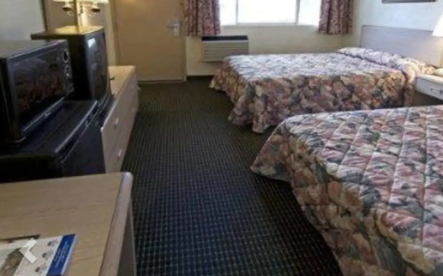 photo 4 of American Eagle Inn