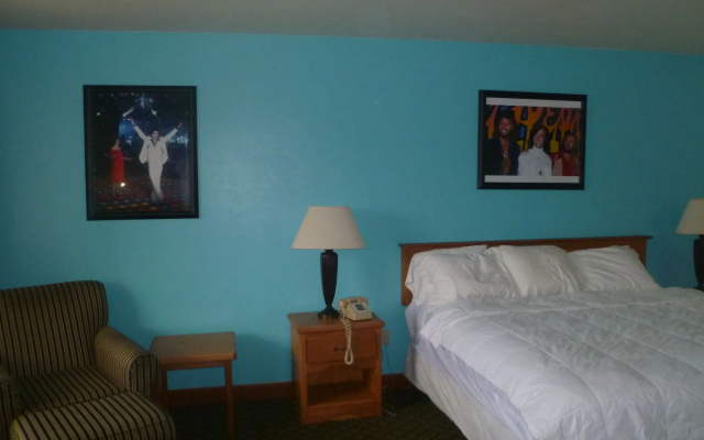 photo 2 of Retro Inn at Mesa Verde